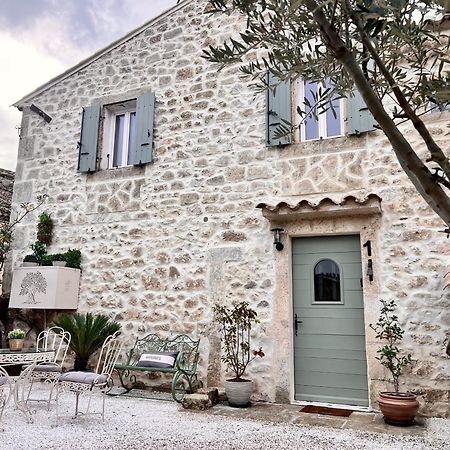 La Boheme Mouries Villa Екстериор снимка